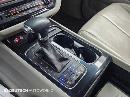 Kia Carnival — photo 09