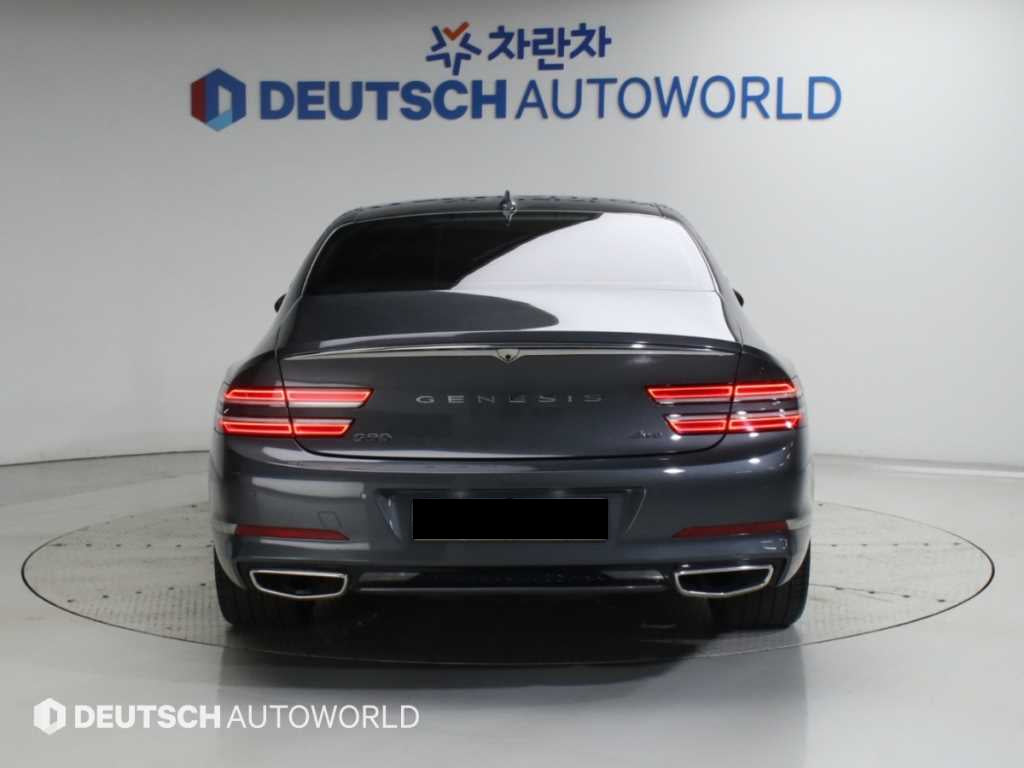 Genesis G80 — photo 04