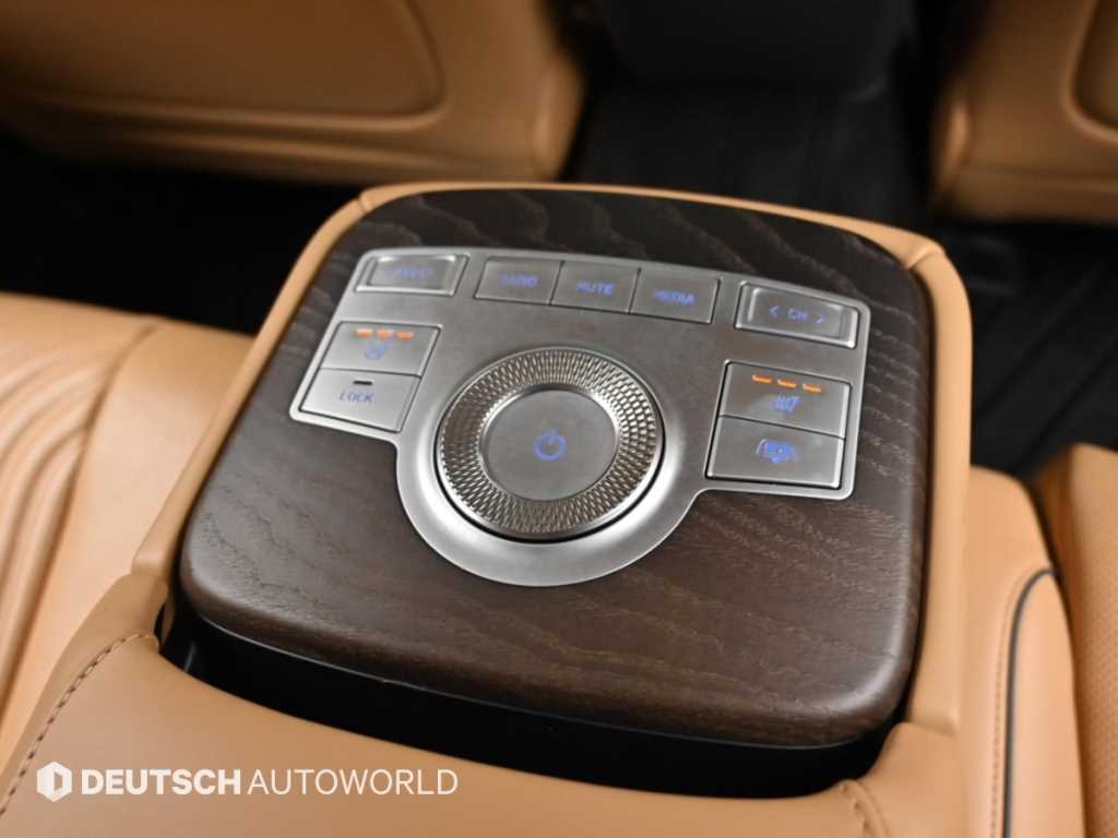 Genesis G80 — photo 16