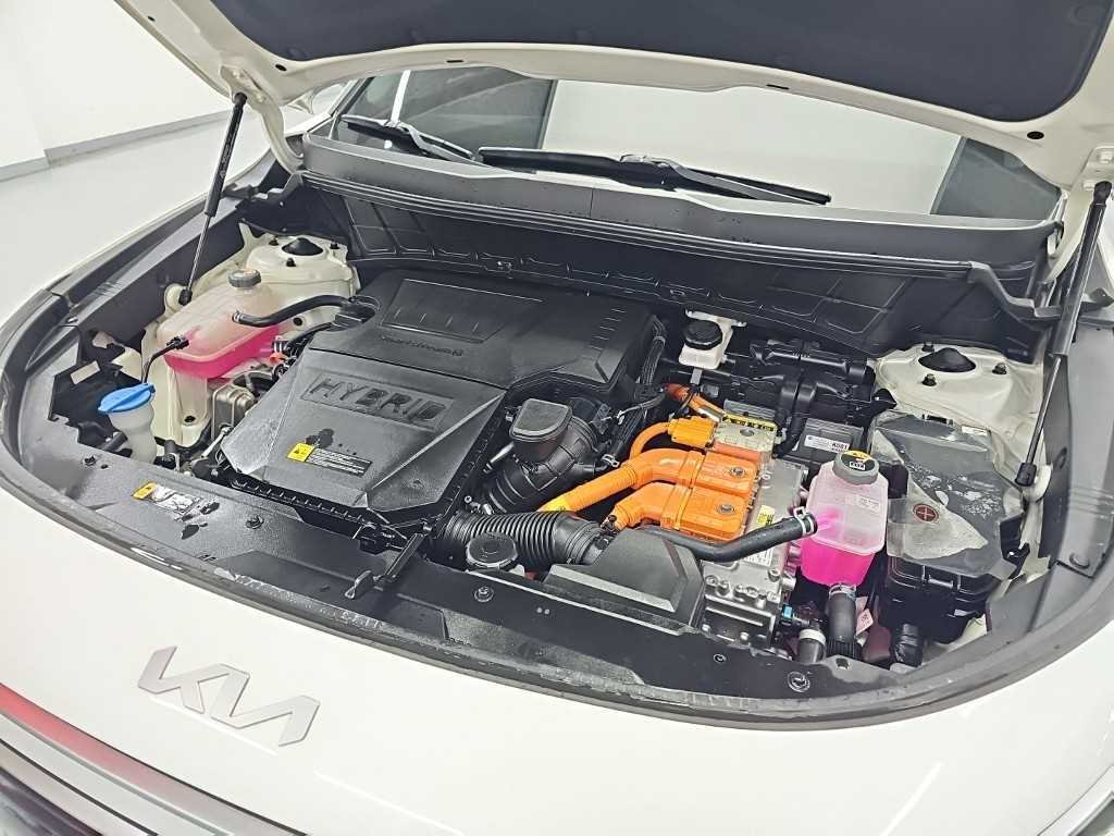 Kia Niro — photo 05