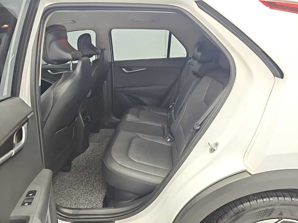 Kia Niro — photo 12