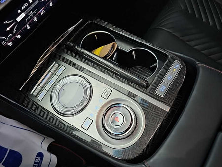 Genesis G80 — photo 08