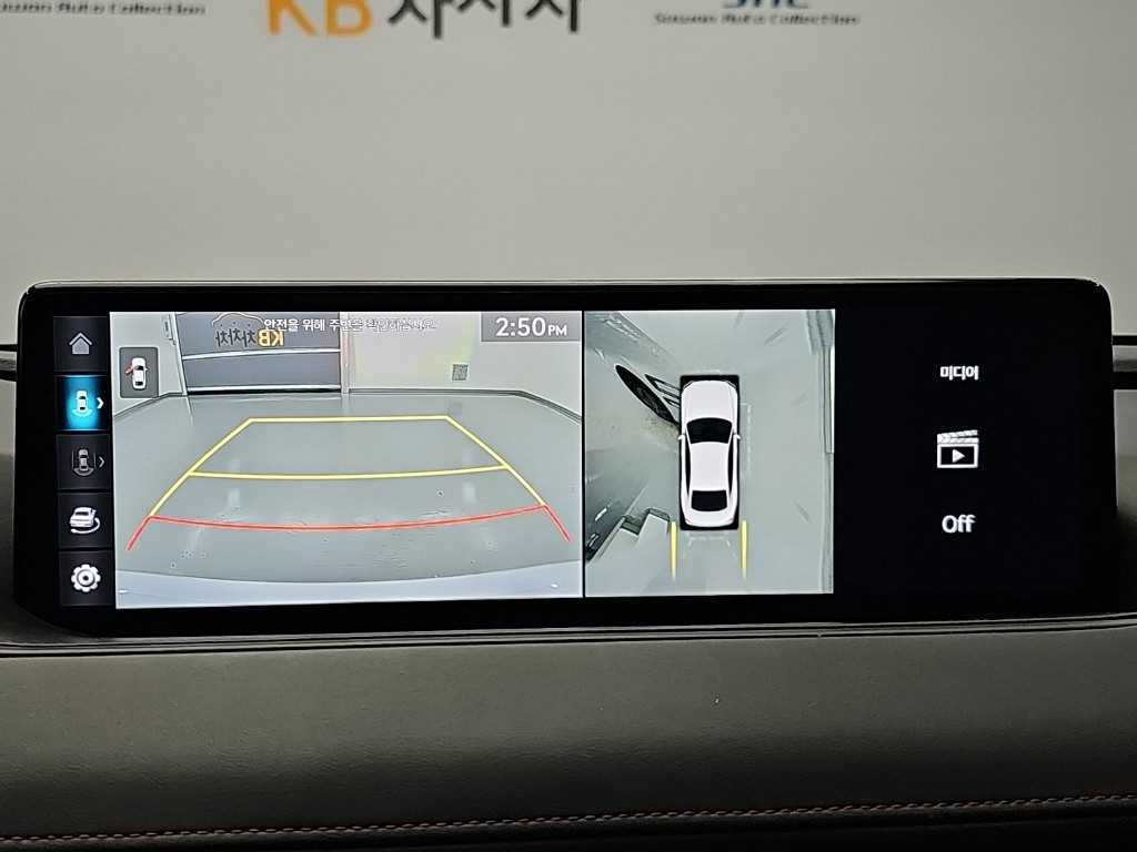 Genesis G80 — photo 15