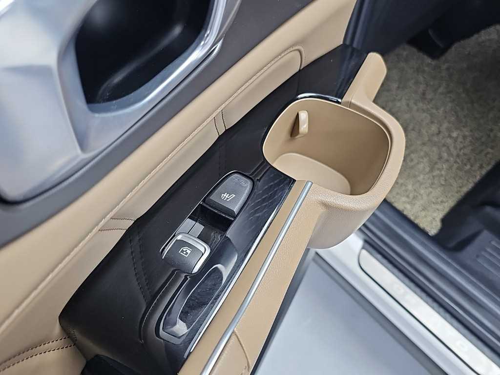 Kia Sorento — photo 14
