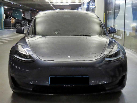 Tesla Model 3 — photo 02