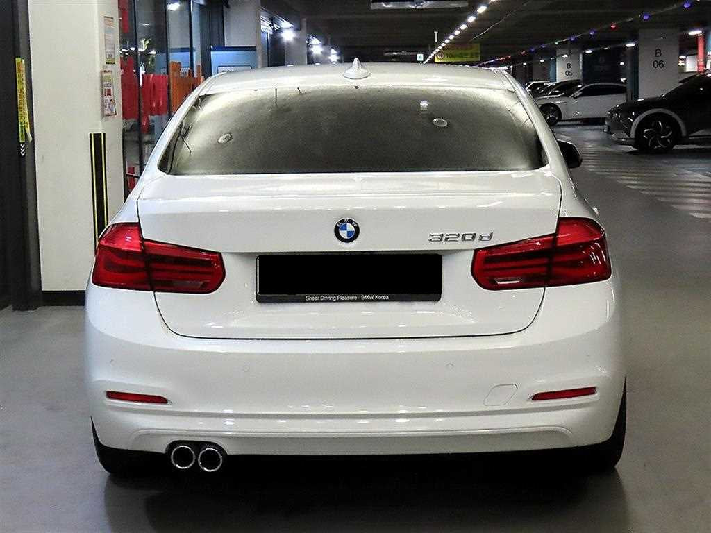 BMW 3-Series — photo 05