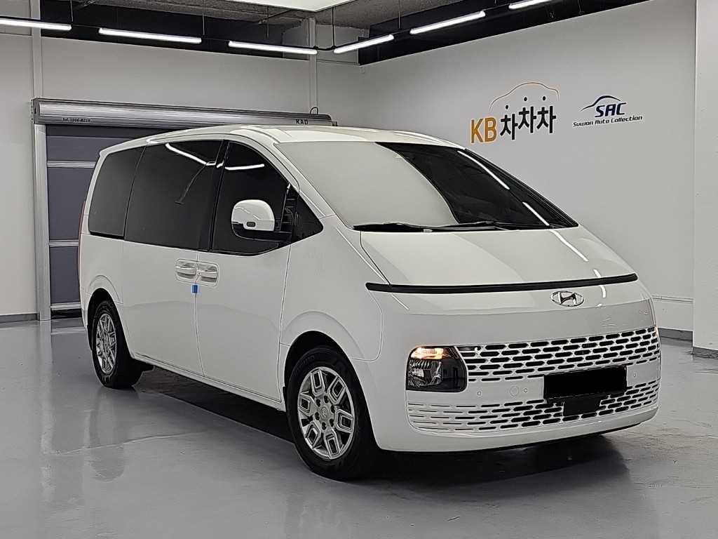 Hyundai Staria — photo 04