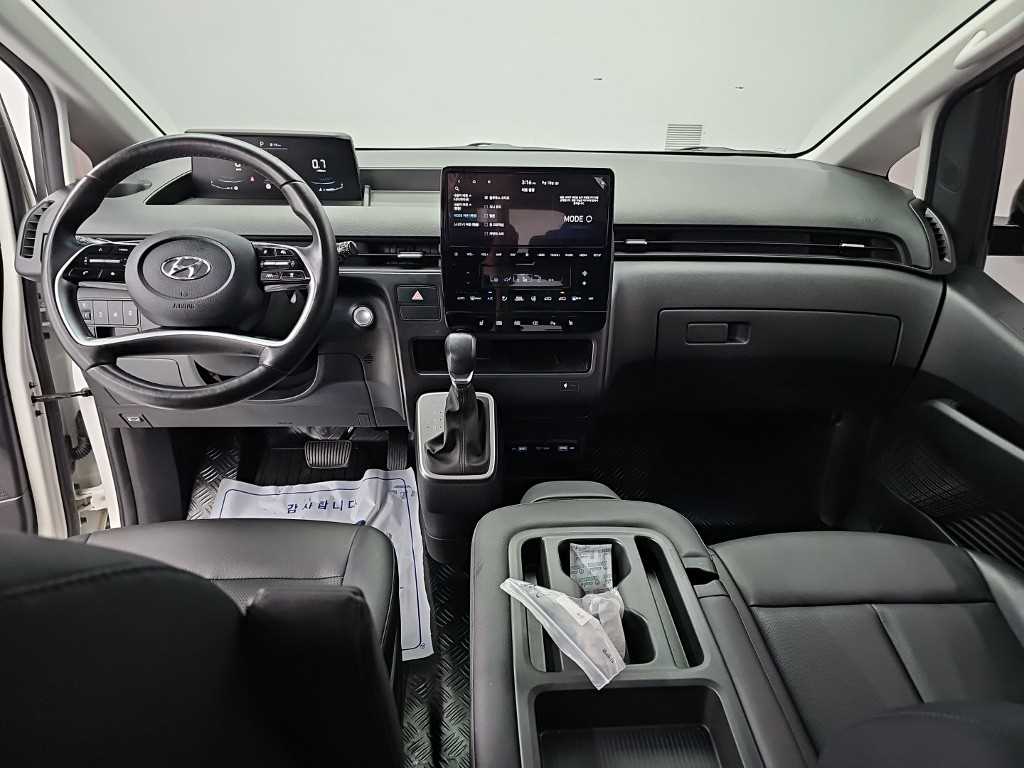Hyundai Staria — photo 07