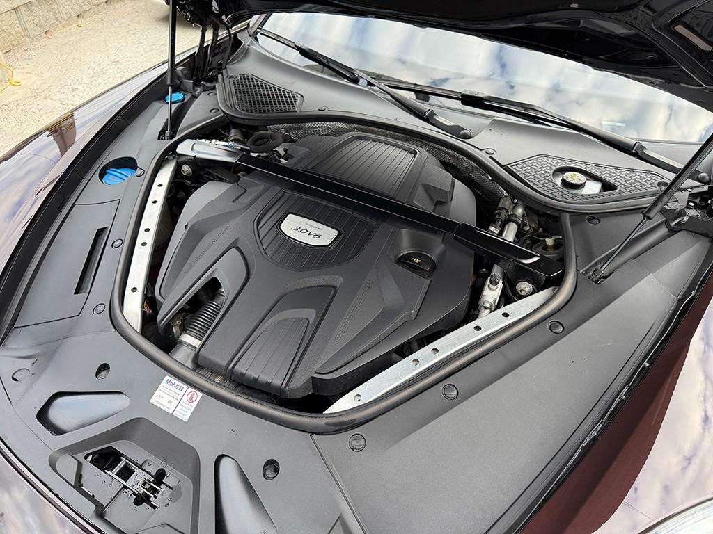 Porsche Panamera — photo 19