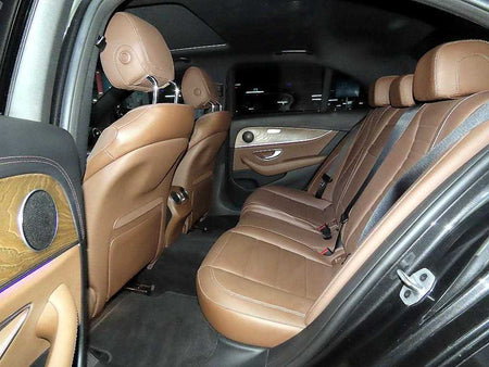 Mercedes-Benz E-Class — photo 08