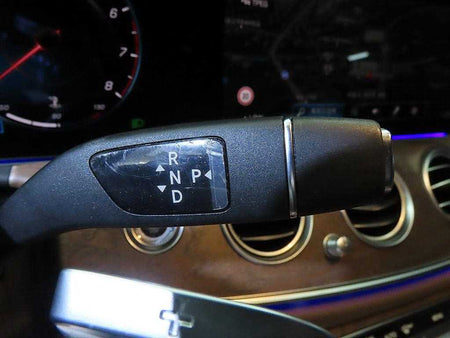 Mercedes-Benz E-Class — photo 12