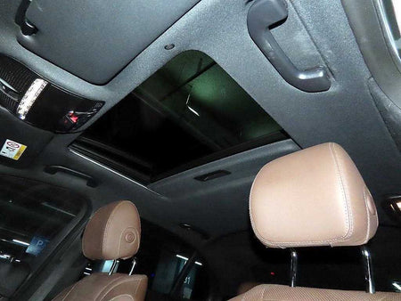 Mercedes-Benz E-Class — photo 15