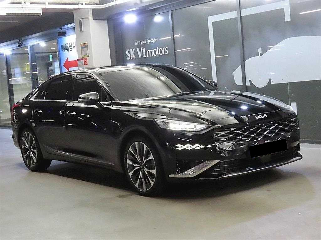 Kia K8 — photo 01