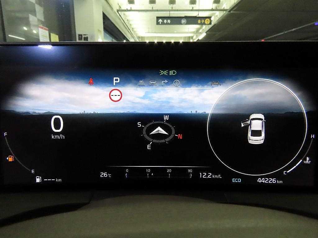 Kia K8 — photo 09