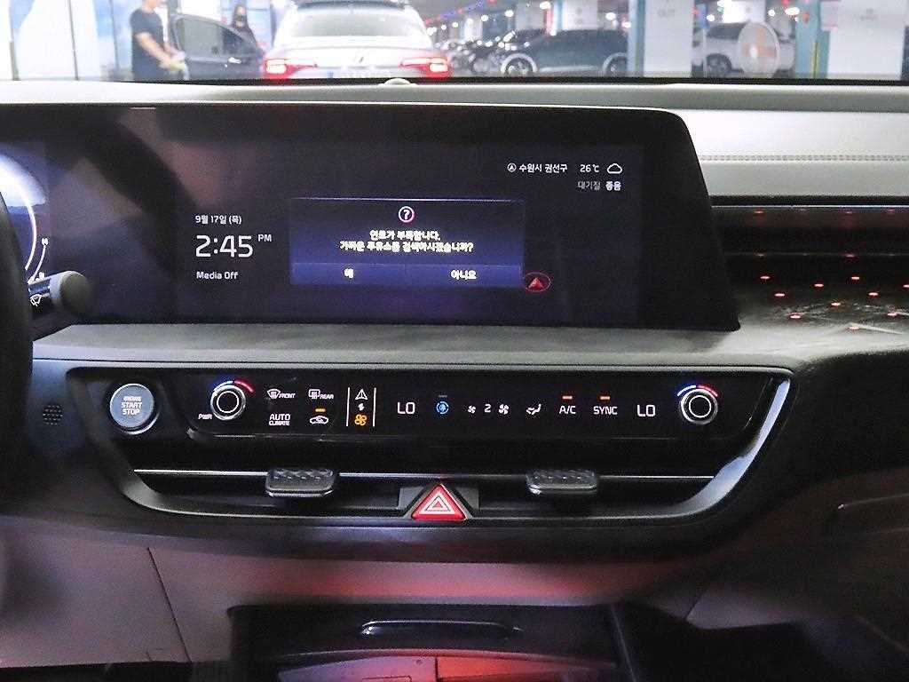 Kia K8 — photo 11