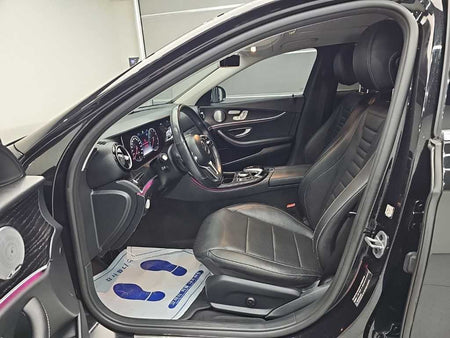 Mercedes-Benz E-Class — photo 11