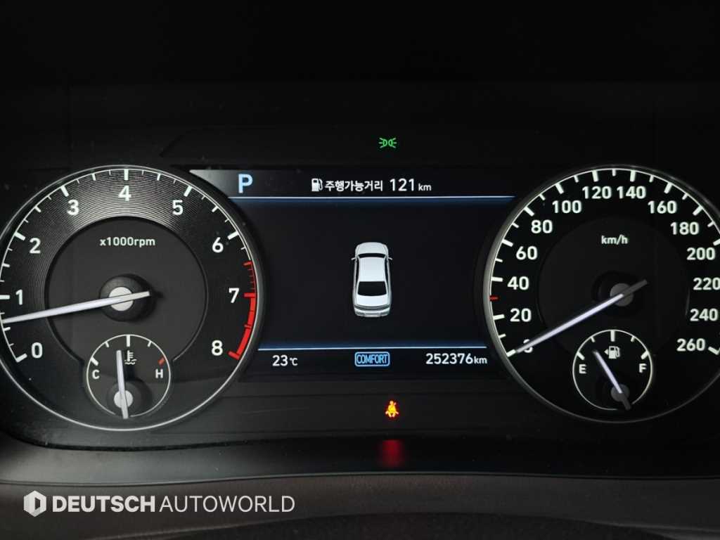 Genesis G90 — photo 08