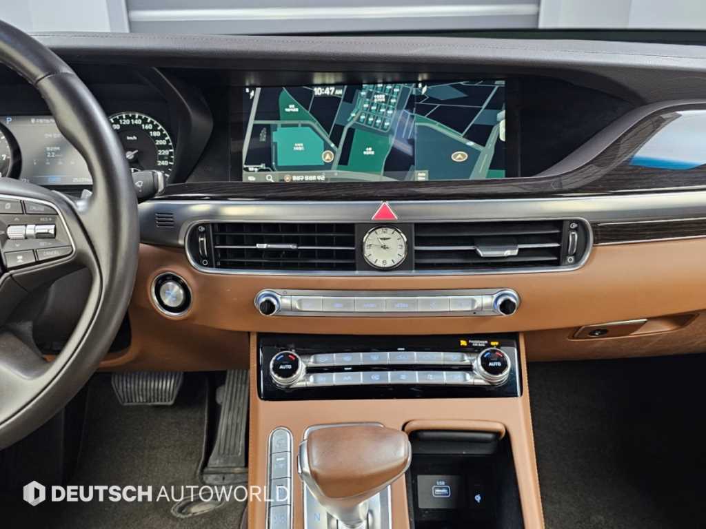 Genesis G90 — photo 14
