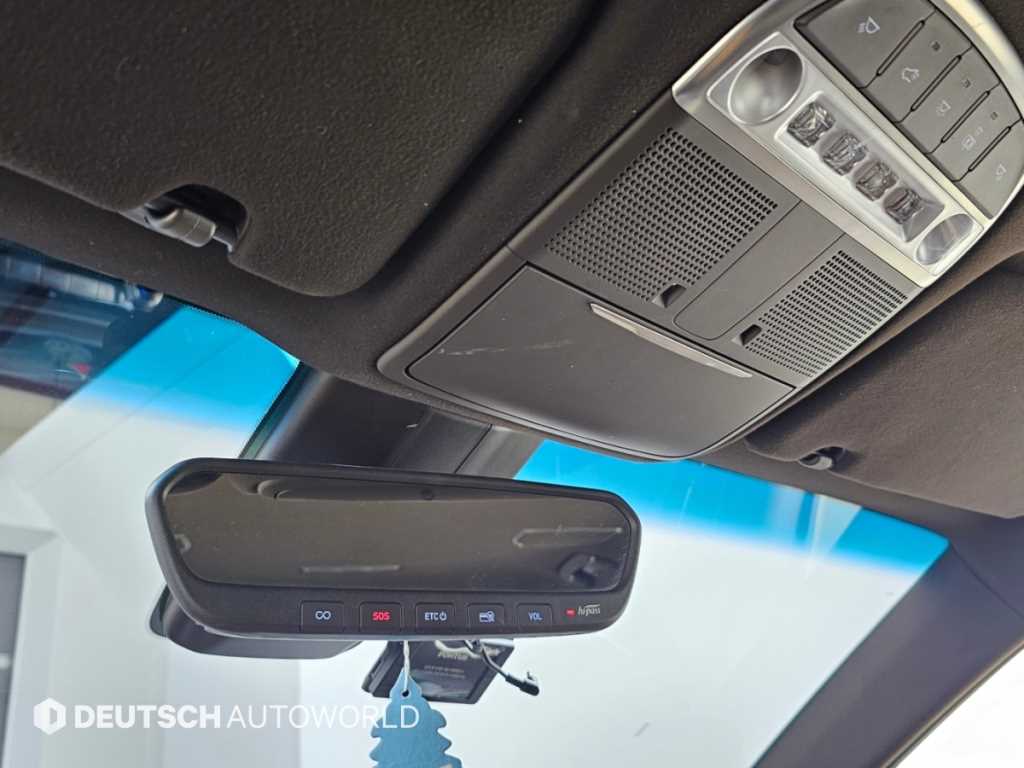 Genesis G90 — photo 18