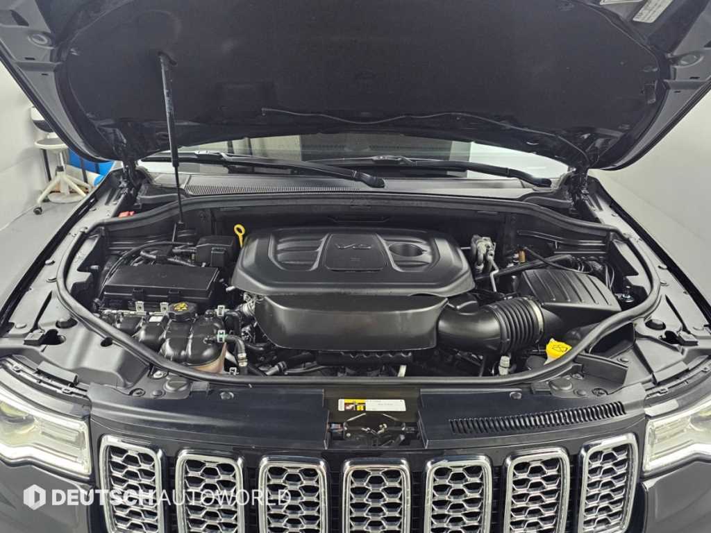 Jeep Cherokee — photo 06