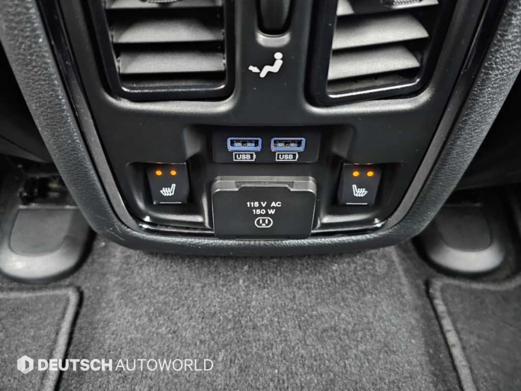 Jeep Cherokee — photo 16
