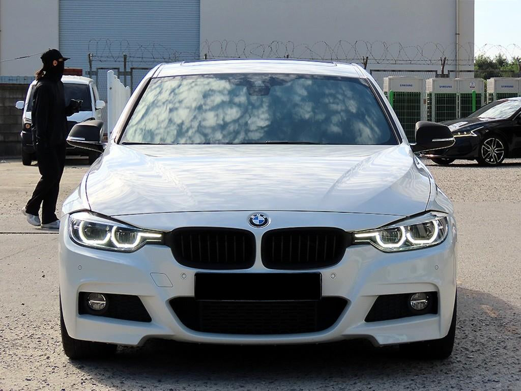 BMW 3-Series — photo 01