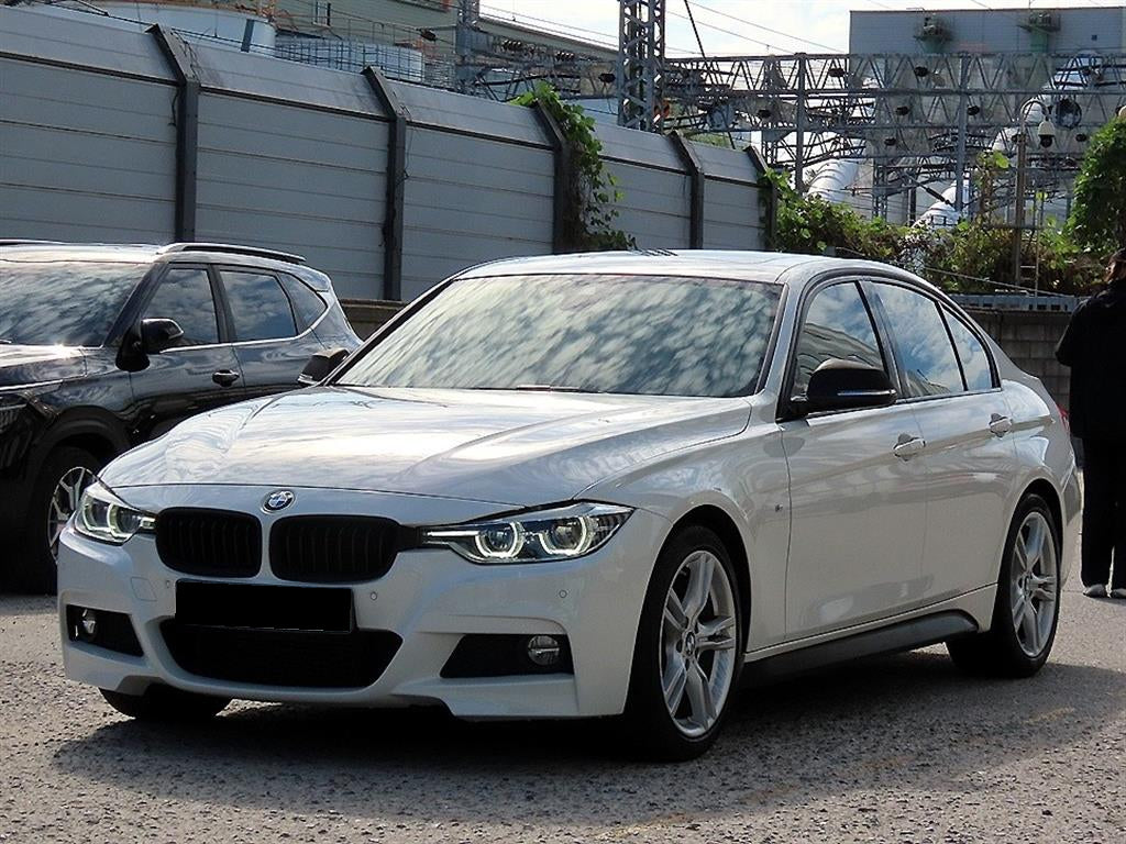 BMW 3-Series — photo 02