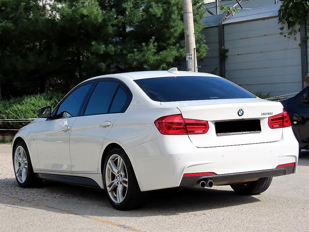 BMW 3-Series — photo 03