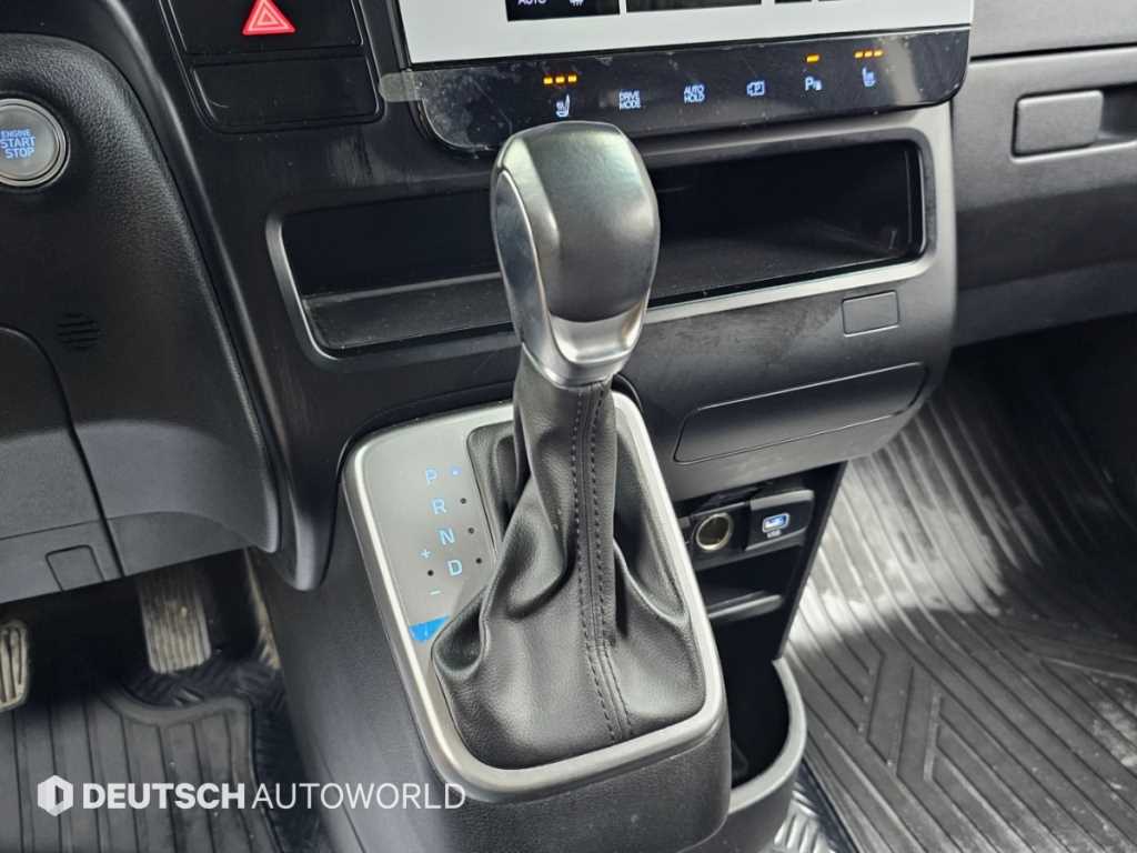 Hyundai Staria — photo 09