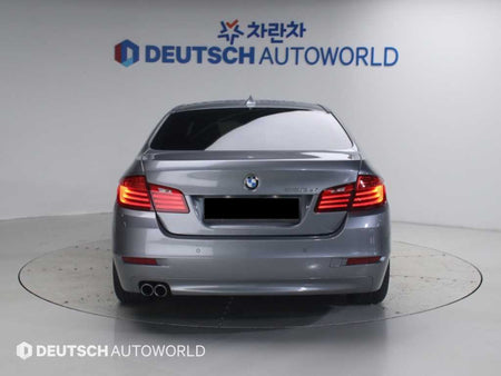 BMW 5-Series — photo 04