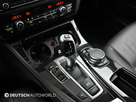 BMW 5-Series — photo 09