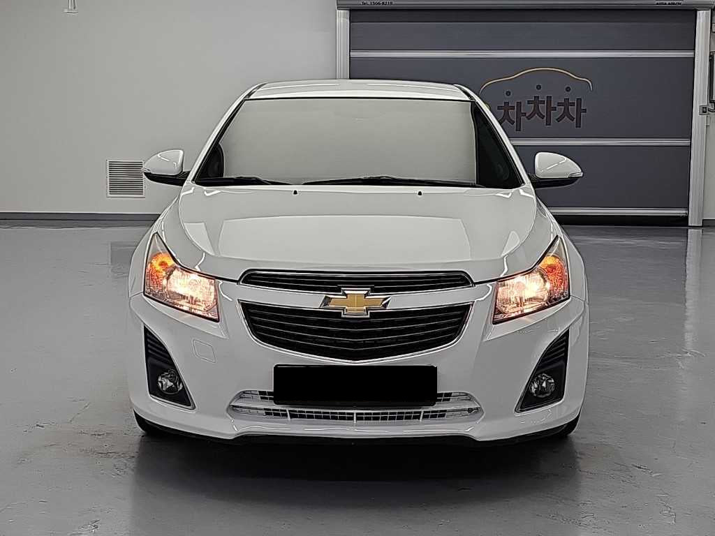CHEVROLET Cruze — photo 02