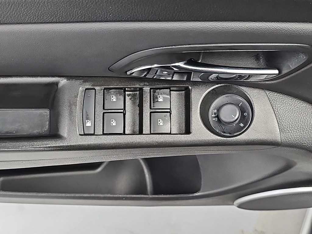 CHEVROLET Cruze — photo 16
