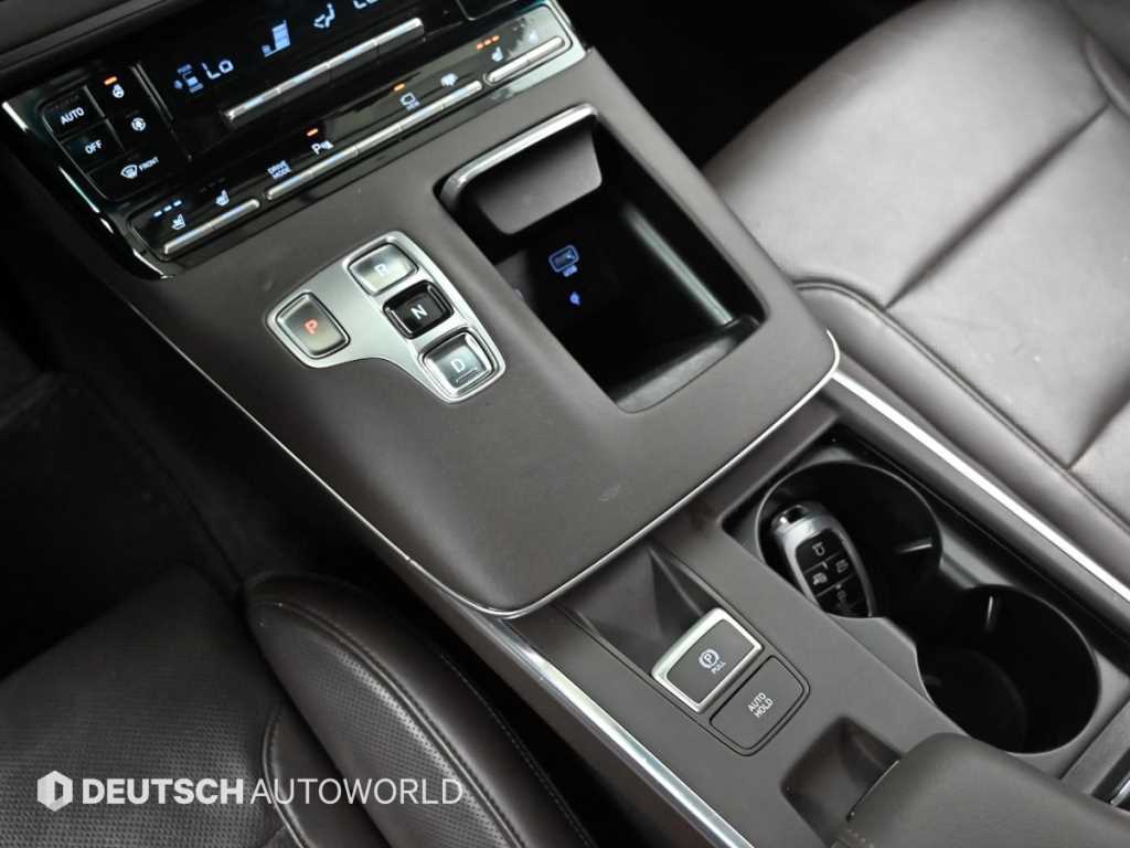 Hyundai Grandeur — photo 13