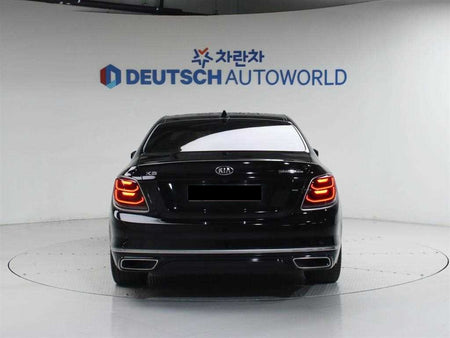 Kia K9 — photo 04
