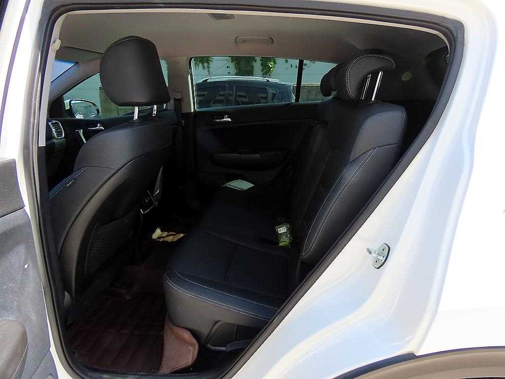 Kia Sportage — photo 06