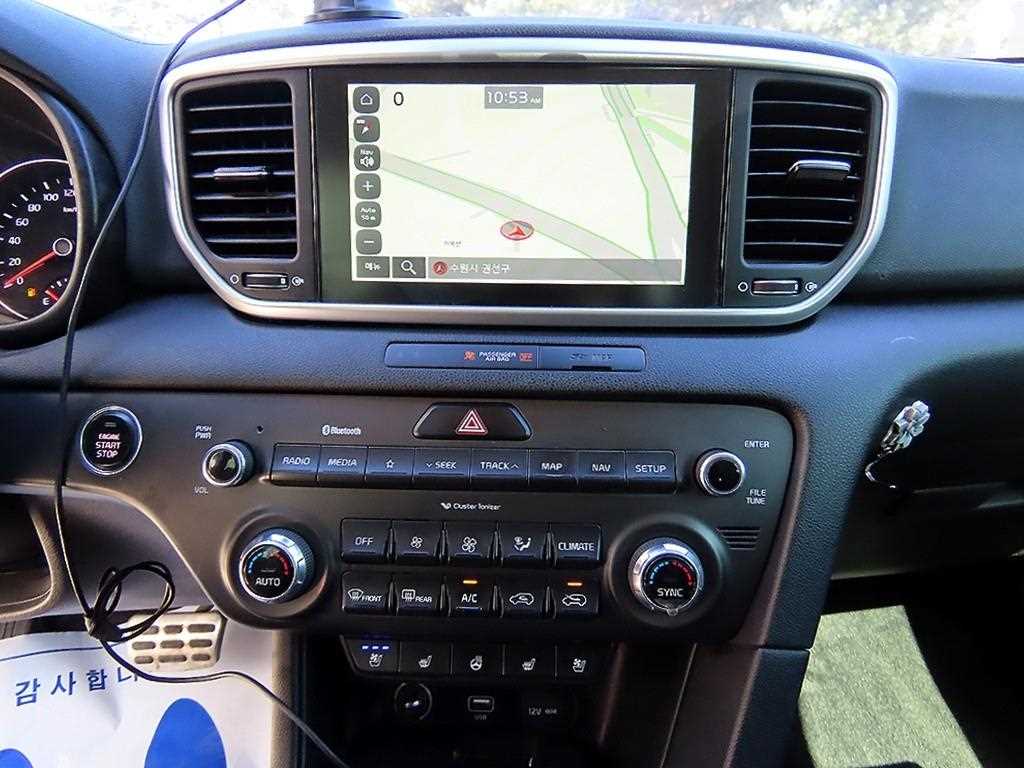 Kia Sportage — photo 13