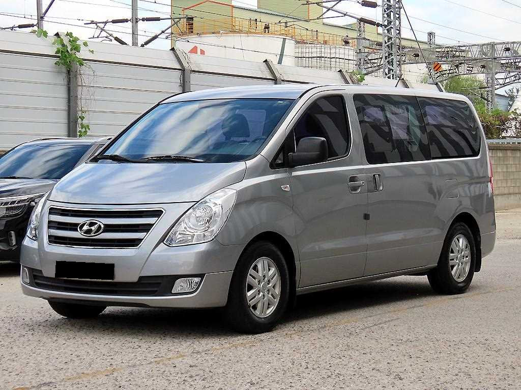 Hyundai Starex — photo 02