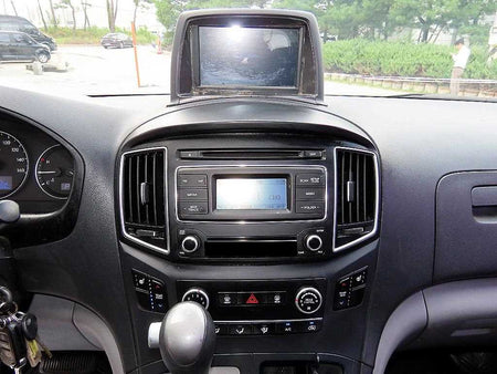 Hyundai Starex — photo 14