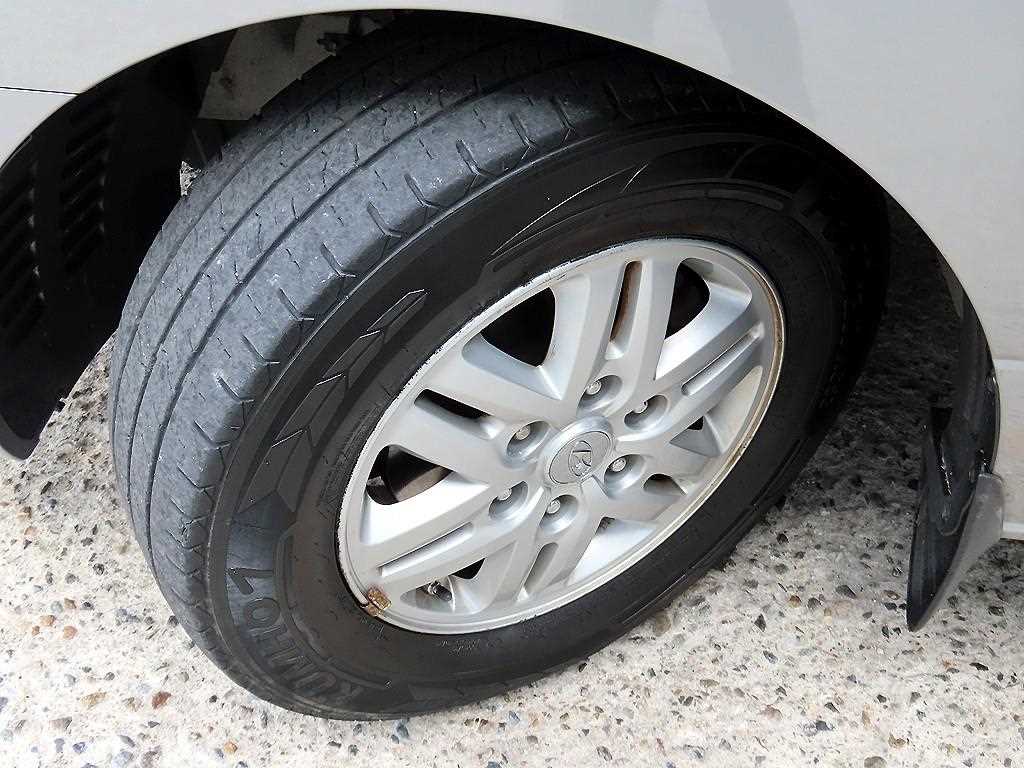 Hyundai Starex — photo 19