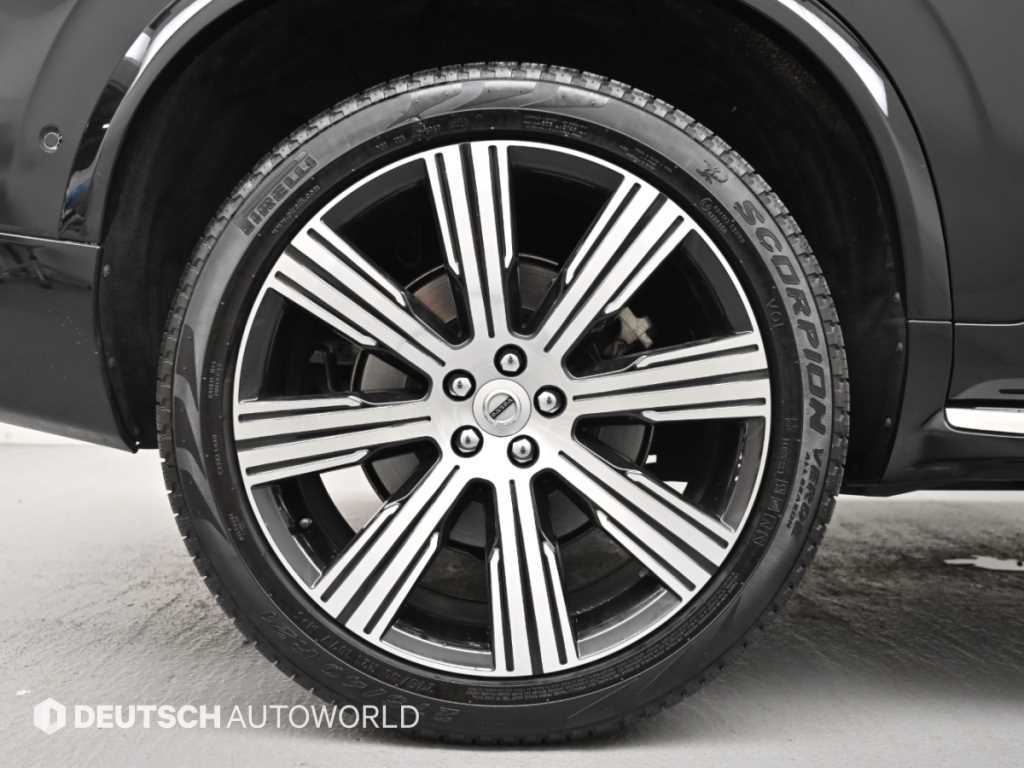 Volvo XC90 — photo 05