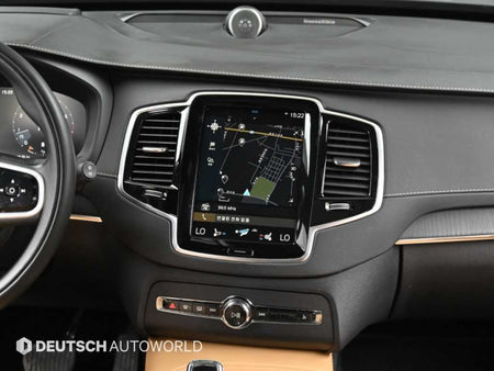Volvo XC90 — photo 14