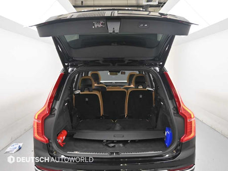 Volvo XC90 — photo 19