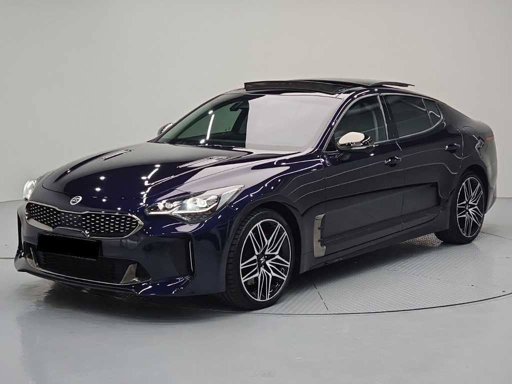 Kia Stinger — photo 01