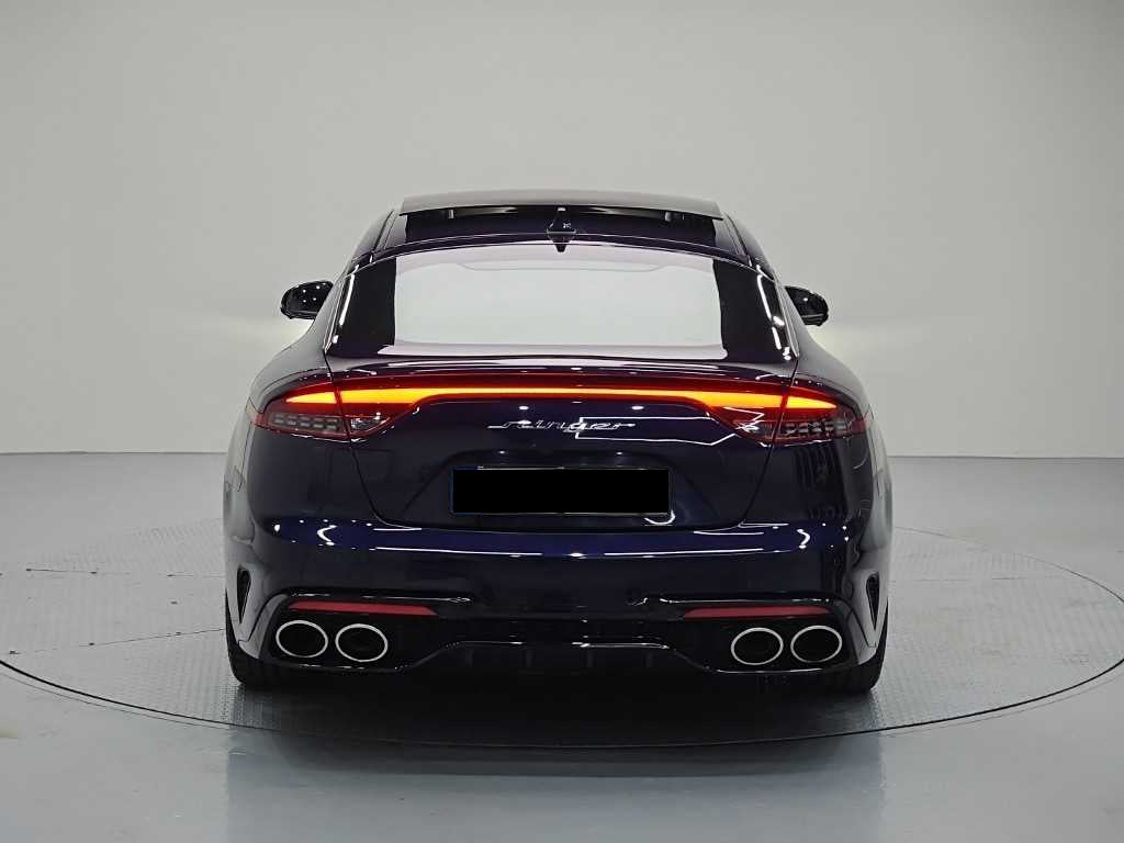 Kia Stinger — photo 03