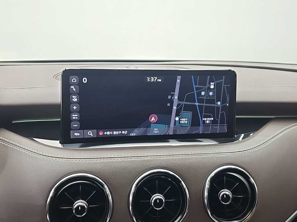 Kia Stinger — photo 16