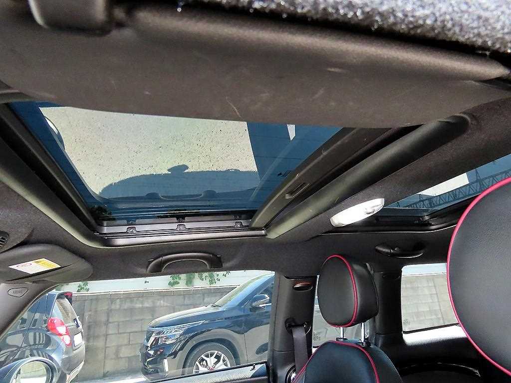 Mini Clubman — photo 16
