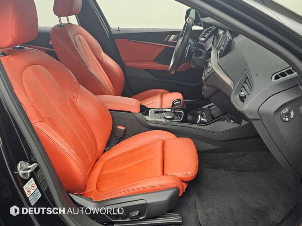 BMW 1-Series — photo 10