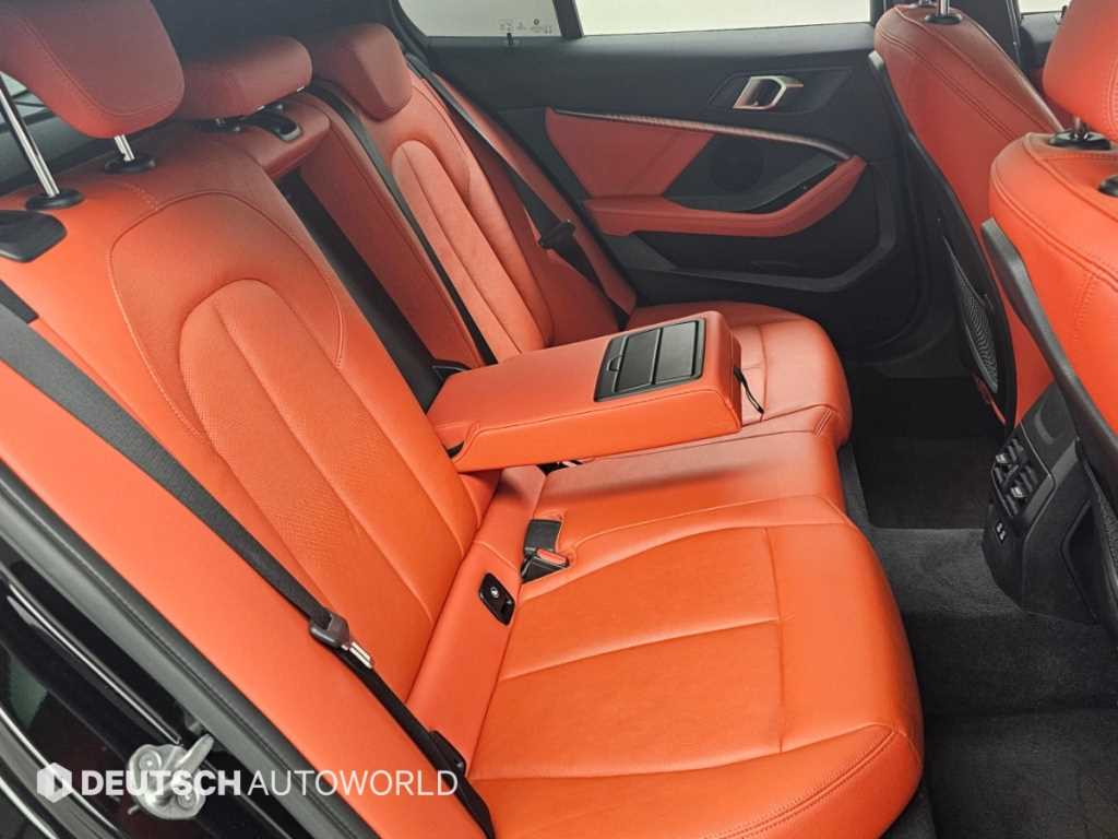 BMW 1-Series — photo 12