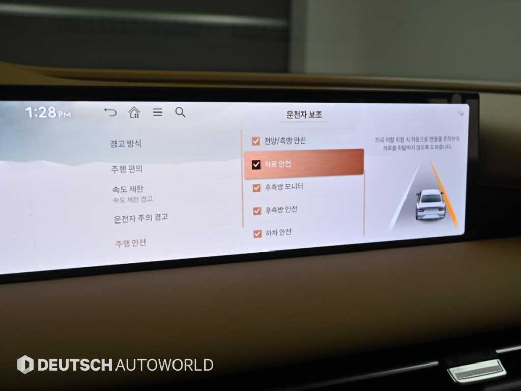 Genesis G80 — photo 17